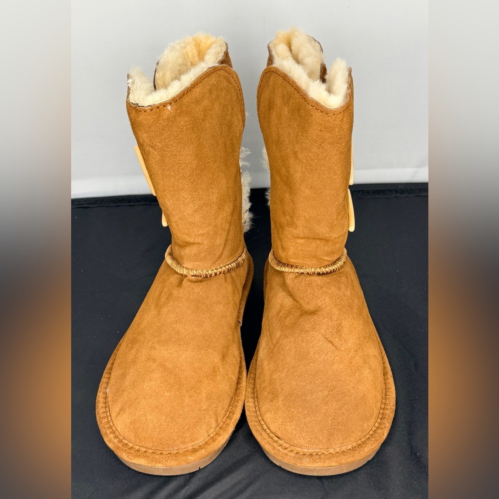 BEARPAW Women's Abigail Suede Sheepskin Wool Toggle Boots - Size 8 NWOT - Picture 3 of 8